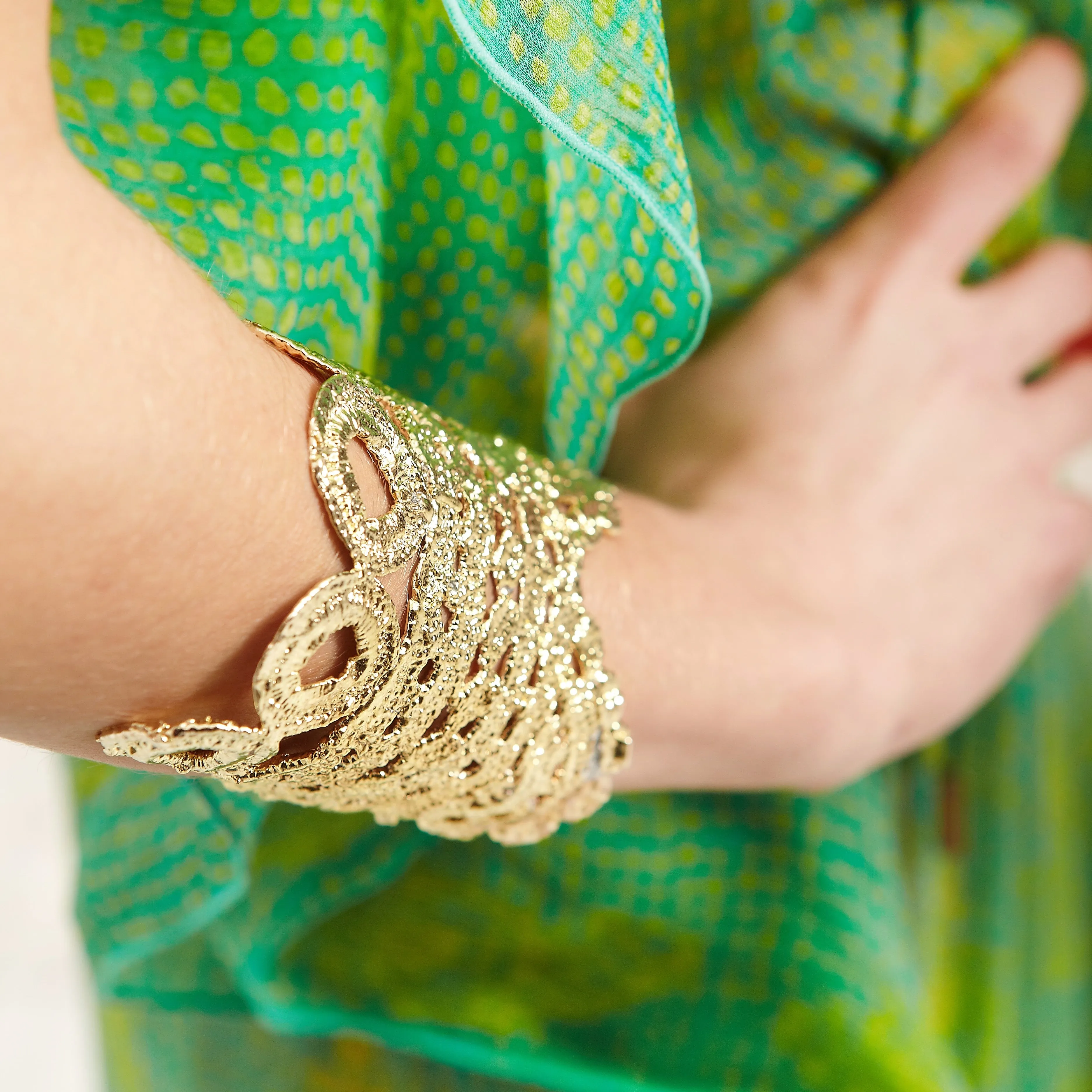 Avalon Small Cuff in Lace Crochet