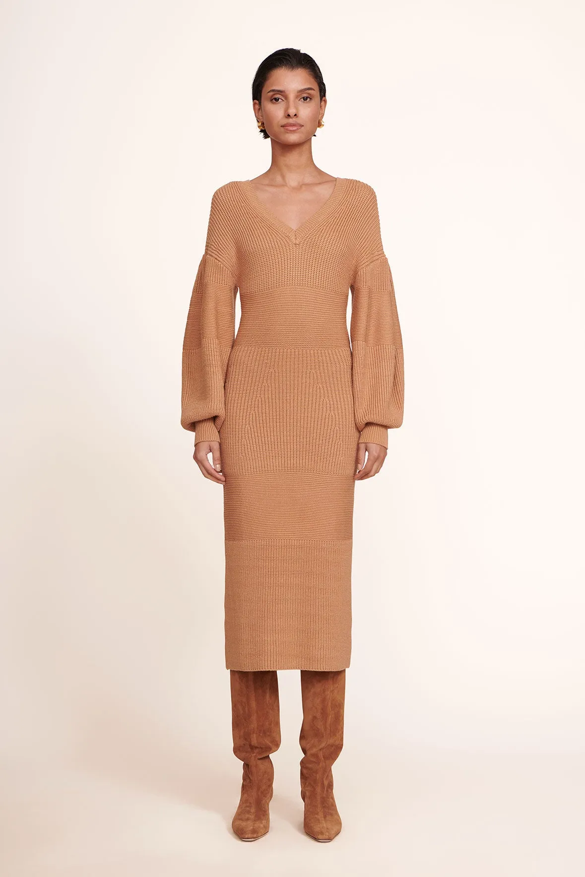 CARNATION DRESS | CAMEL