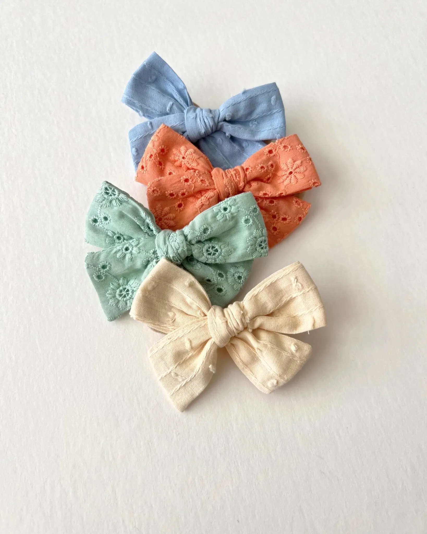 Eyelet Bow | Peach