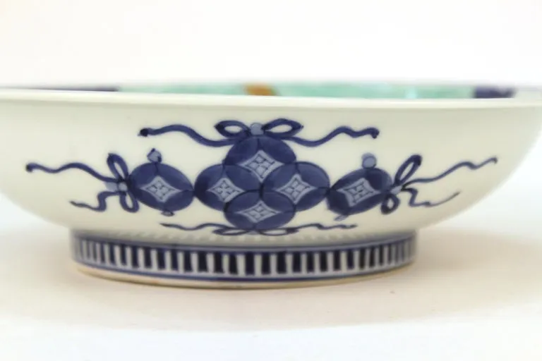 Japanese Nabashima Porcelain Blue Plate with Three Sake Bottle Motif