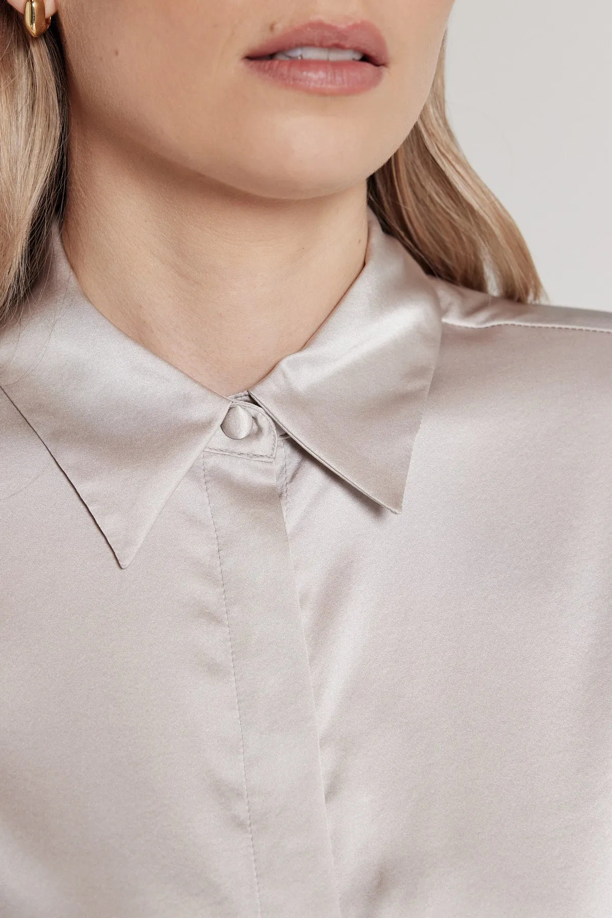 Jessica Silk Shirt - Dove