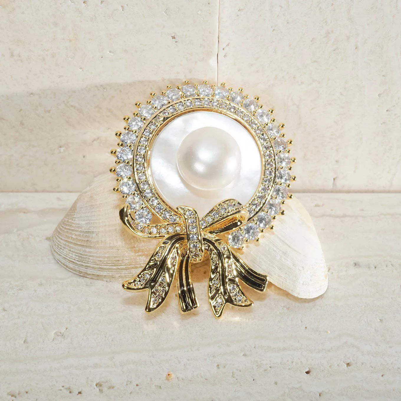 Passion for Life Freshwater Pearl Brooch WC00027